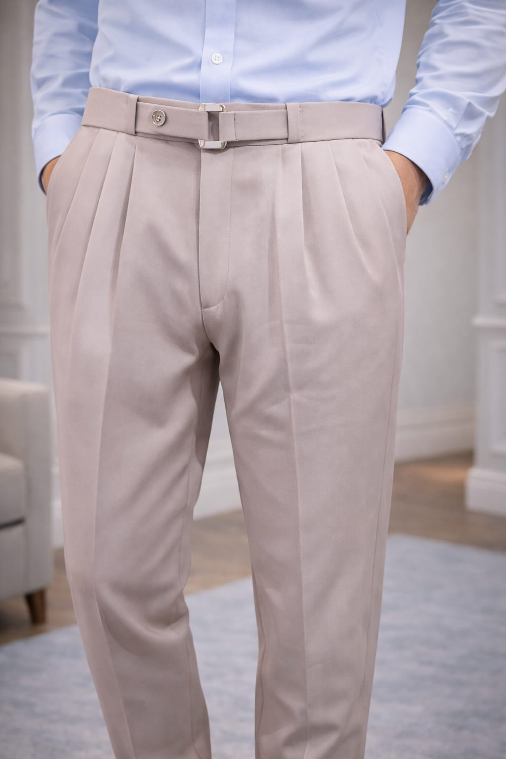 Signatured Belted Trousers